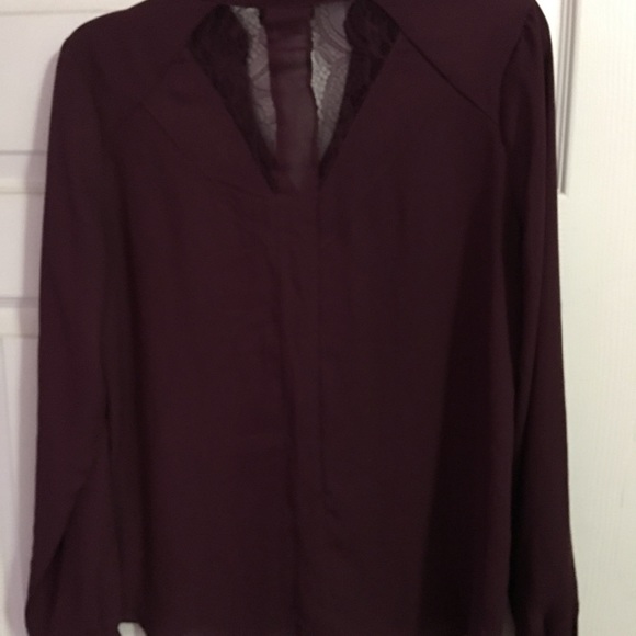 Polyester shirt - Picture 3 of 4